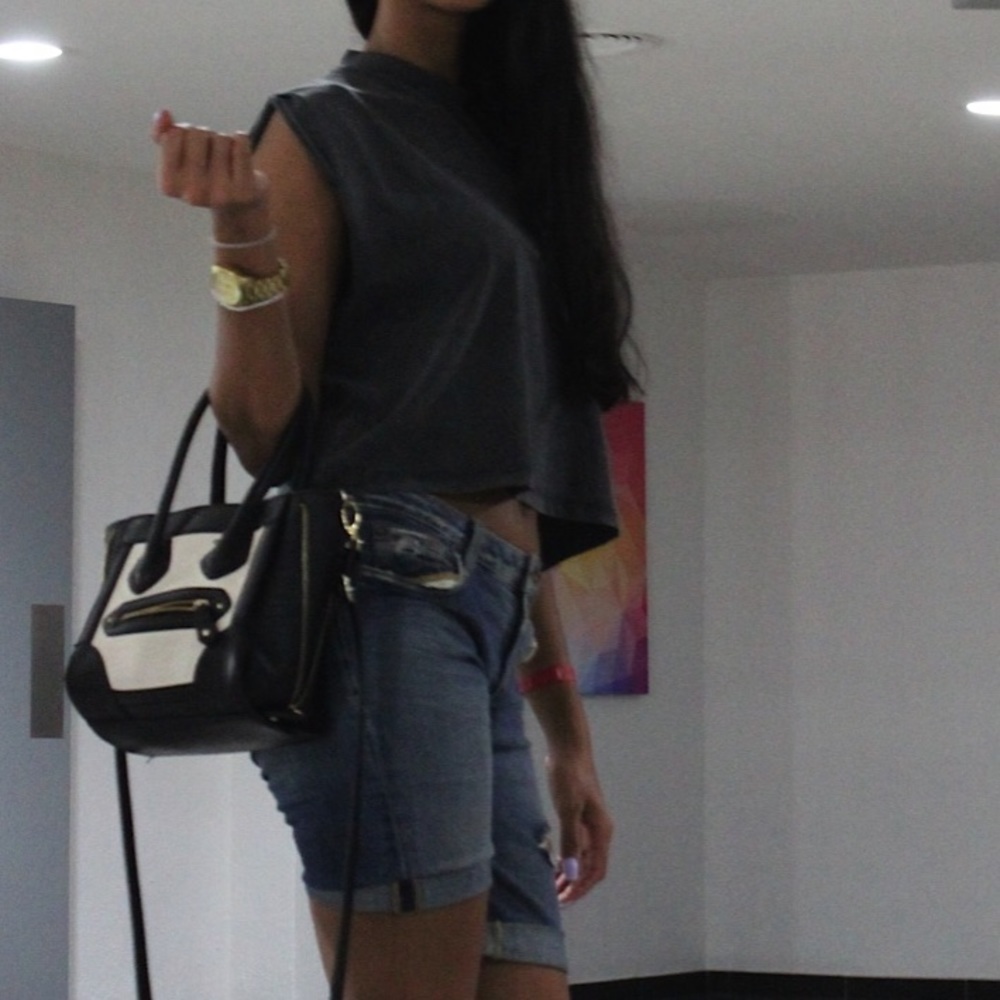 Cropped dark grey‎ slightly acid washed muscle tank